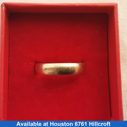 Ring - Wedding Band - Yellow Gold 10k (.417) 3.8 grams Size 20
