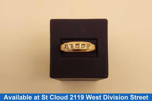 Men's Ring - Yellow Gold 10k (.417) 3.86 grams Size 12.5