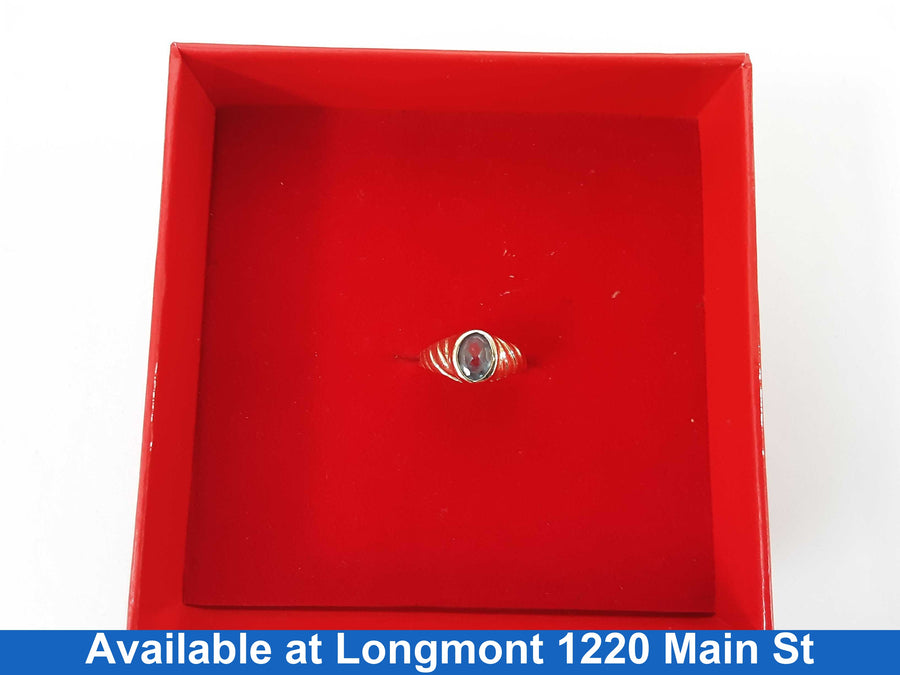 Women's Ring - Solitaire - Yellow Gold 14k (.585) 1.7 grams Size 5.5