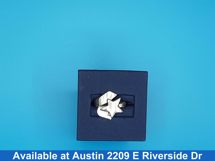 Women's Ring - Silver 6.9 grams Size 5