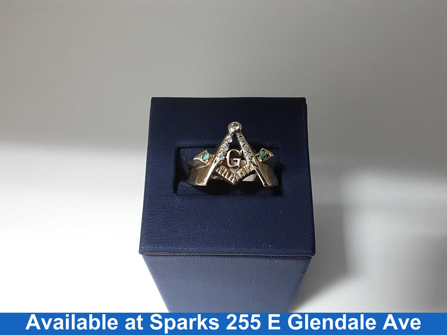 Men's Ring - Yellow Gold 10k (.417) 6.9 grams Size 7.5