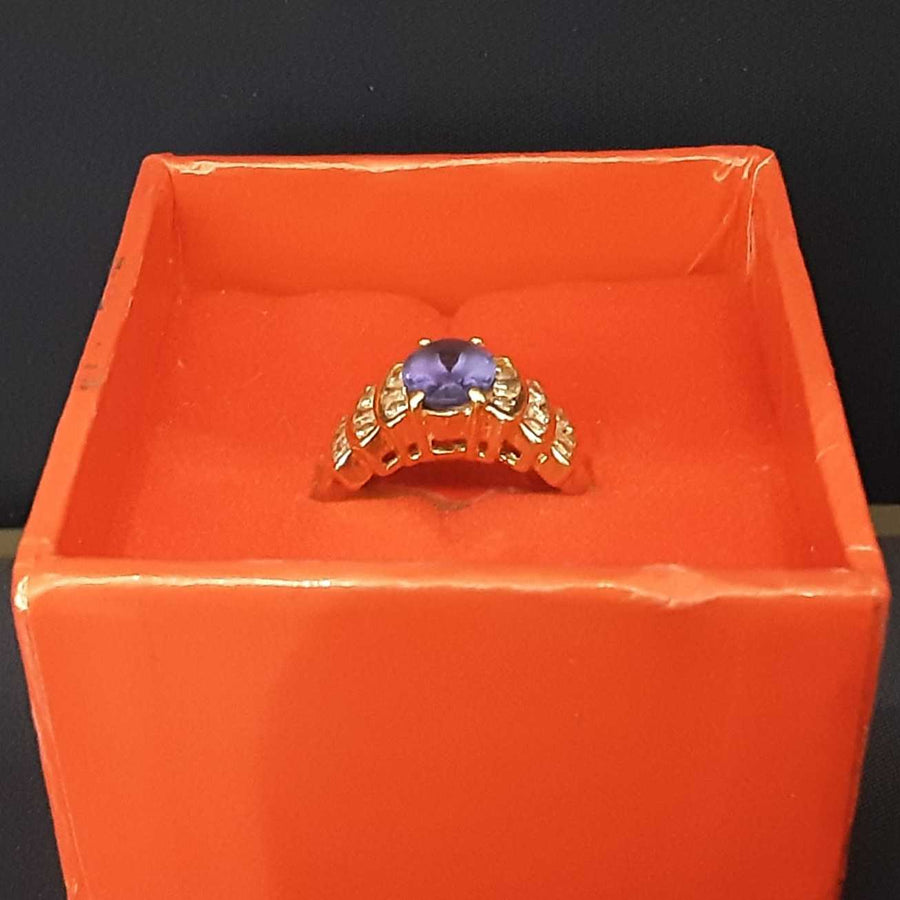 Women's Ring - Yellow Gold 14k (.585) 4.3 grams Size 6.5