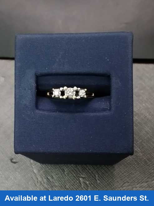 Women's Ring - Yellow Gold 10k (.417) 2.1 grams Size 7