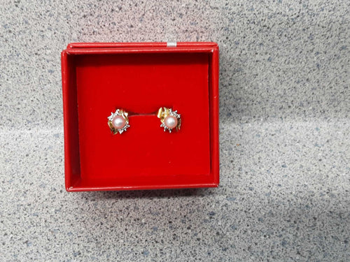 Earrings - Yellow Gold 10k (.417) 1.2 grams