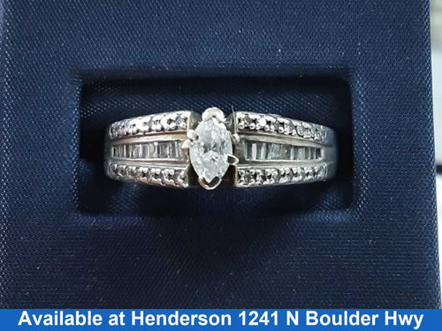 Women's Ring - Silver 5.7 grams Size 20