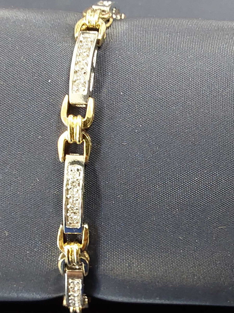 Tennis Bracelet - Yellow Gold 14k (.585) 12 grams 7 inch
