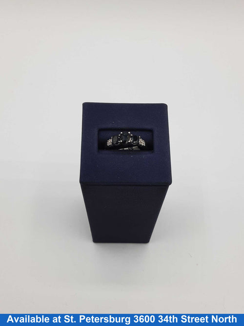 Women's Ring - Yellow Gold 10k (.417) 2.5 grams Size 7.5