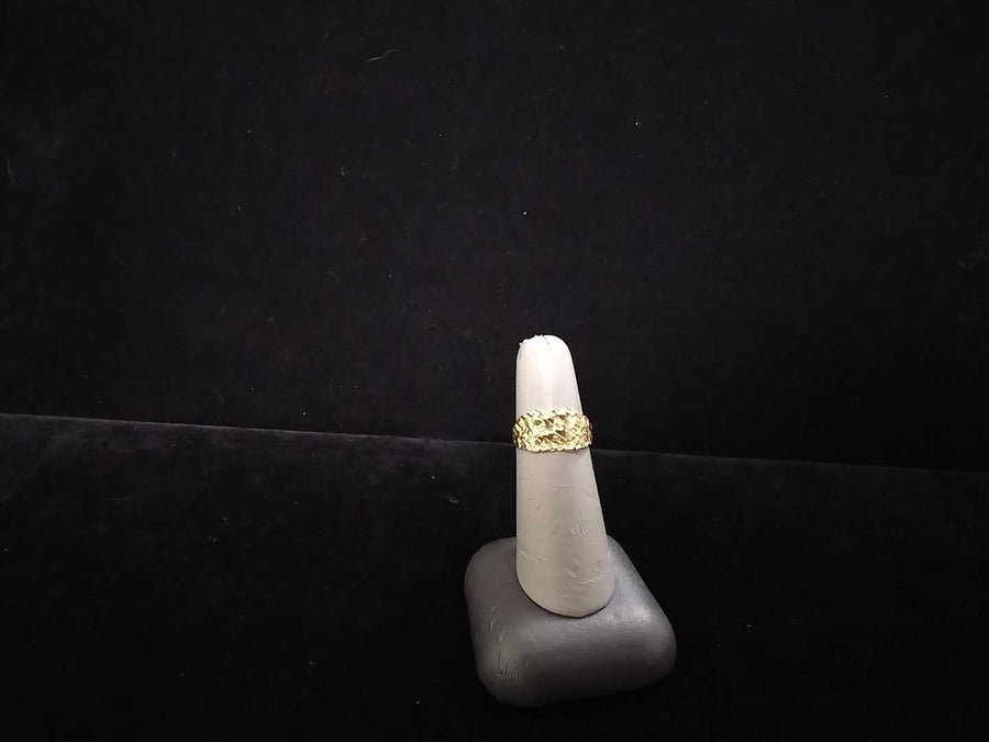 Women's Ring - Yellow Gold 10k (.417) 1.9 grams Size 5.5