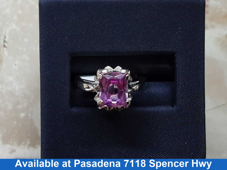 Women's Ring - White Gold 10k (.417) 2.4 grams Size 20