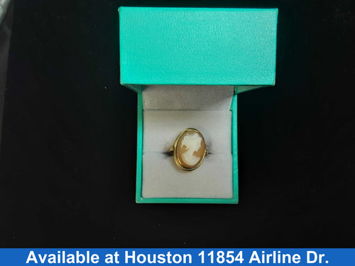 Women's Ring - Yellow Gold 18k (.750) 3 grams Size 7