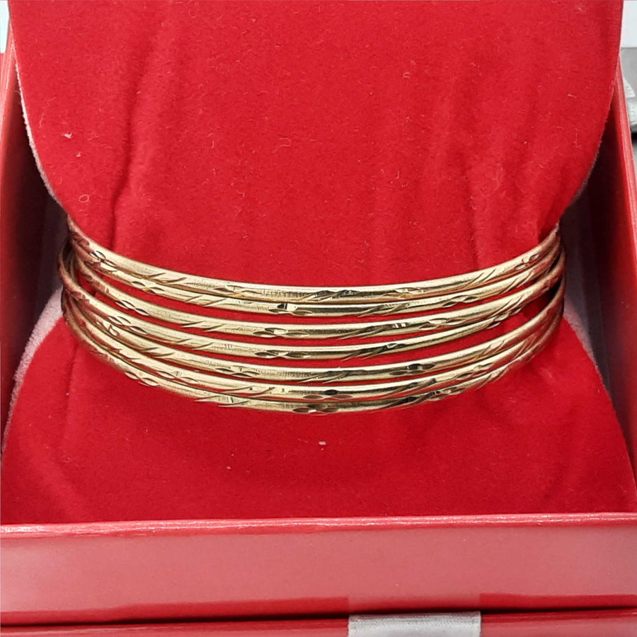 Bangle Bracelet - Yellow Gold 10k (.417) 16.5 grams 5 inch