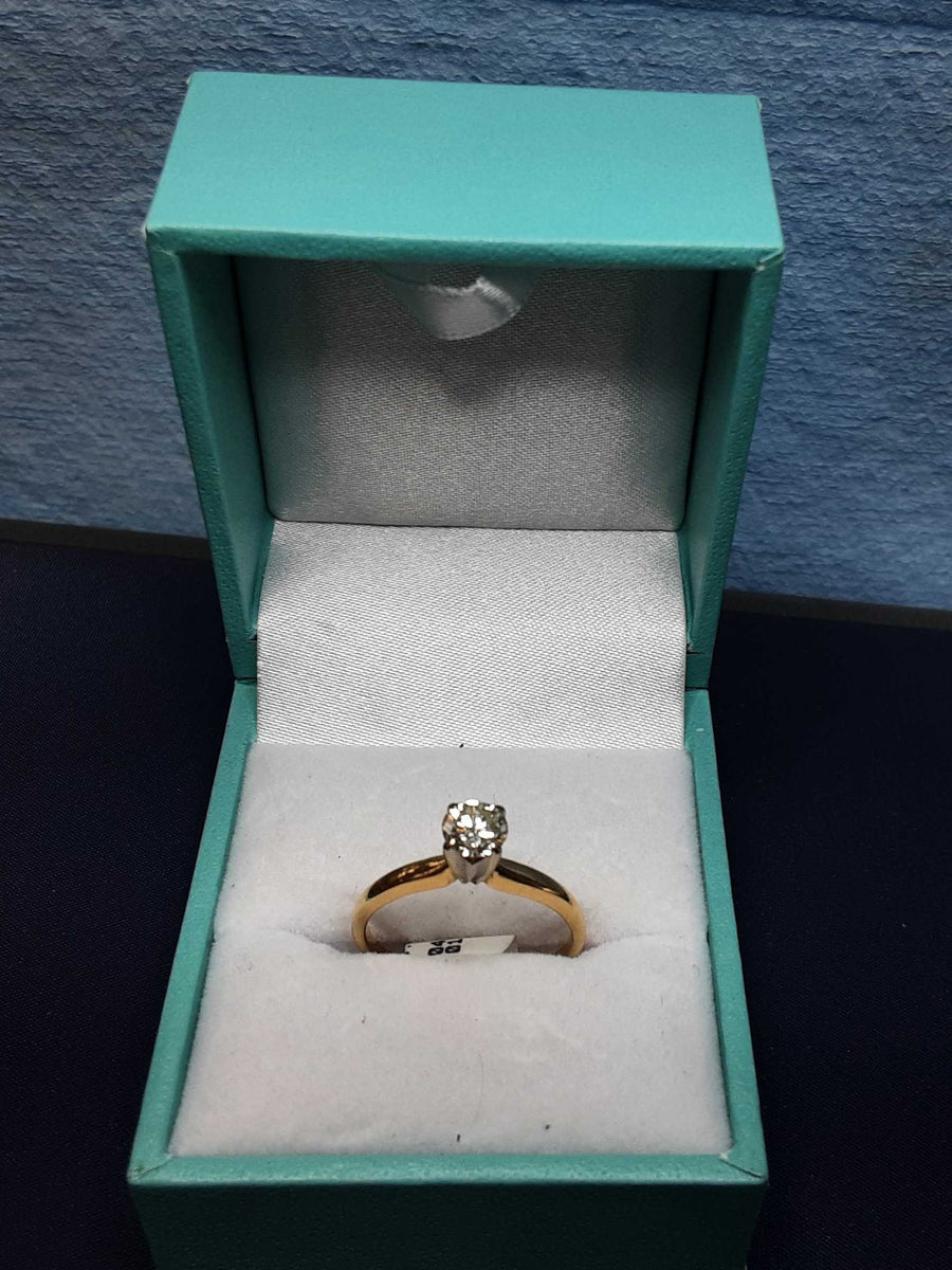 Women's Ring - Solitaire - Yellow Gold 14k (.585) 2 grams Size 7
