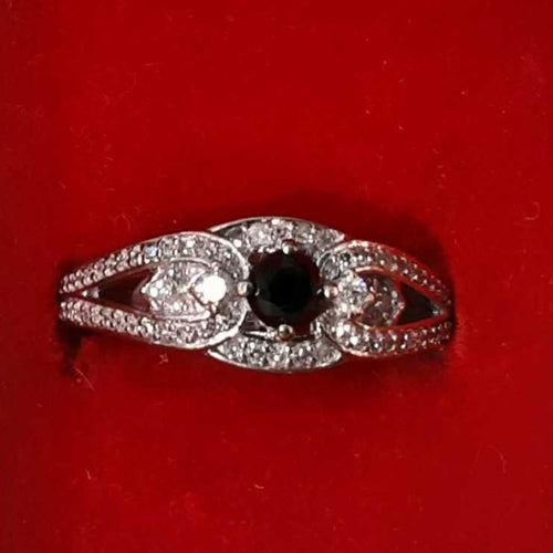 Women's Ring - White Gold 14k (.585) 3.9 grams Size 20