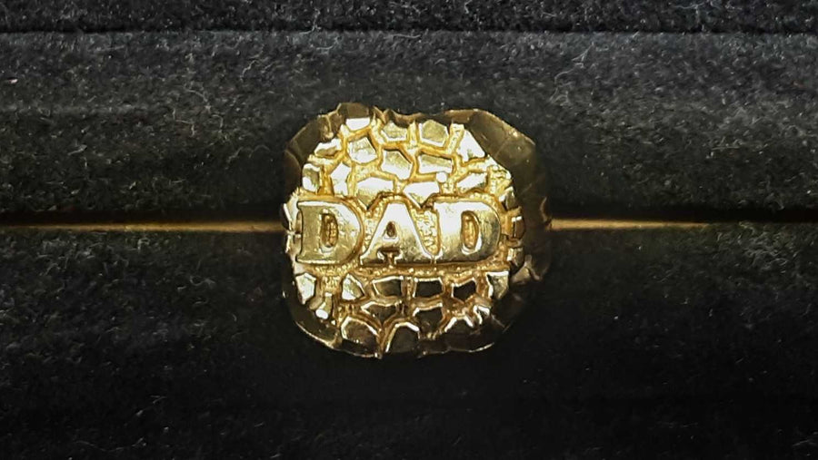 Men's Ring - Yellow Gold 10k (.417) 4.3 grams Size 11