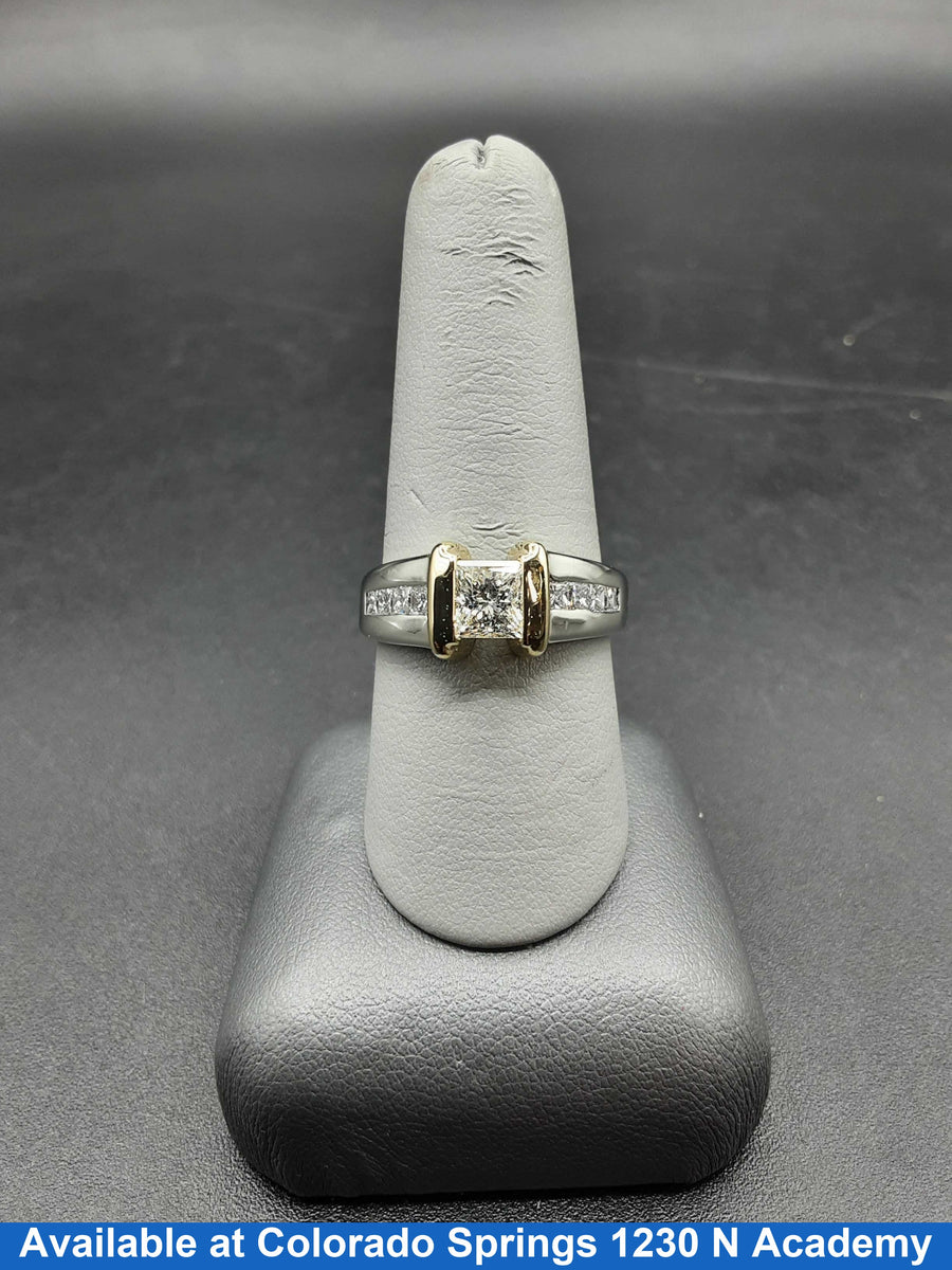 Ring - Wedding Band - White Gold 14k (.585) 7.2 grams Size 9