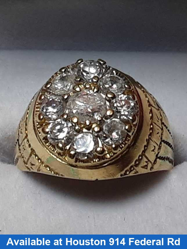 Men's Ring - Yellow Gold 10k (.417) 6.4 grams Size 10