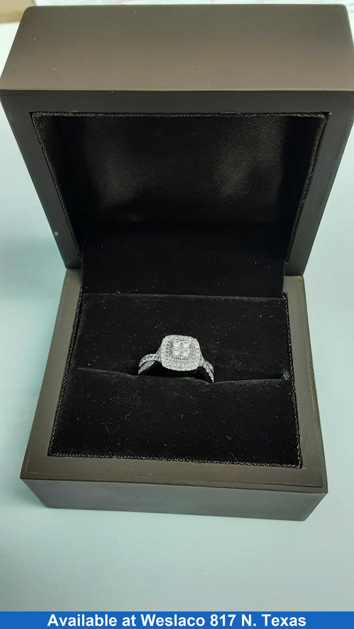 Women's Ring - White Gold 10k (.417) 3.1 grams Size 5