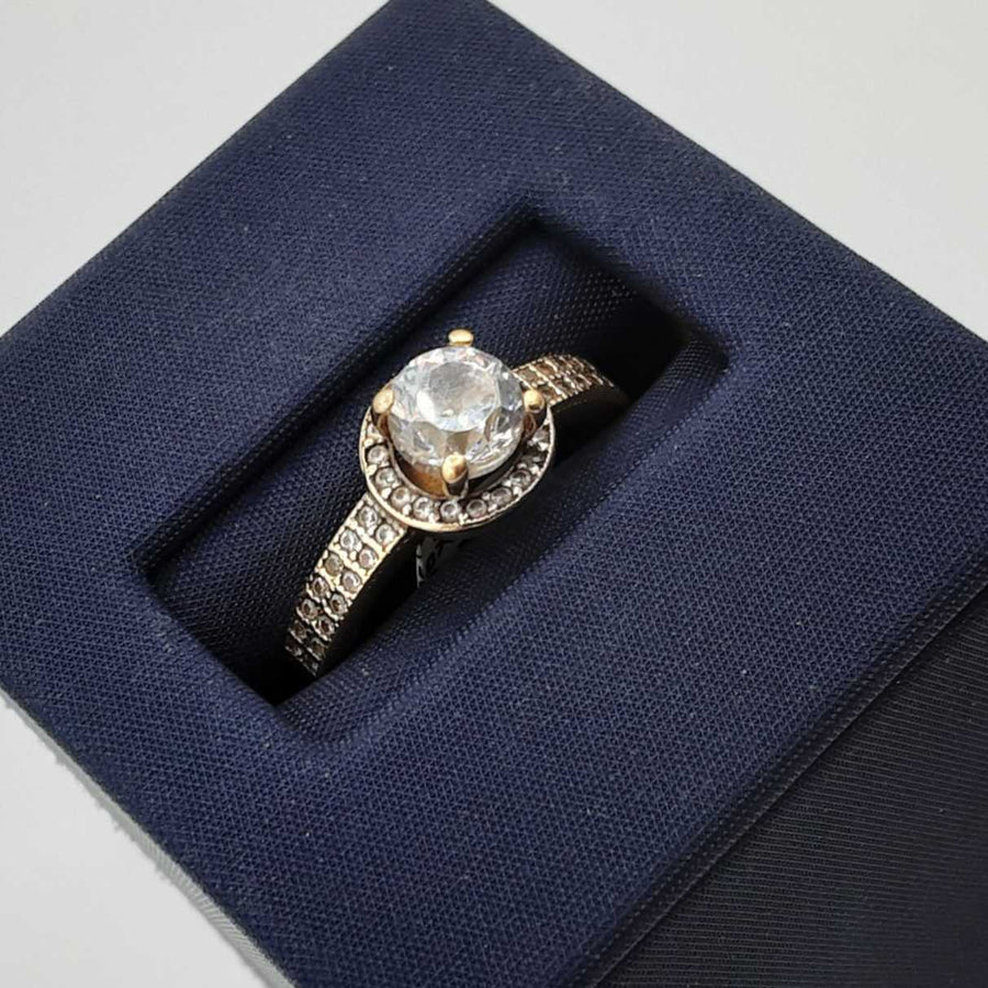 Women's Ring - Solitaire - Yellow Gold 10k (.417) 2.5 grams Size 8