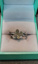 Women's Ring - White Gold 10k (.417) 2 grams Size 7.5