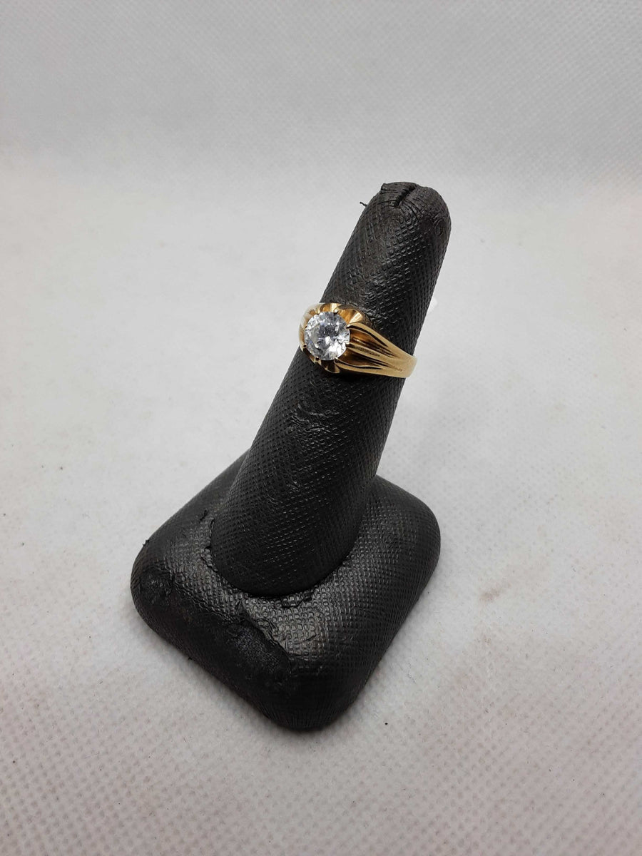 Women's Ring - Yellow Gold 10k (.417) 3 grams Size 6