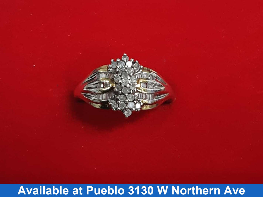 Women's Ring - Silver 3.1 grams Size 8.5