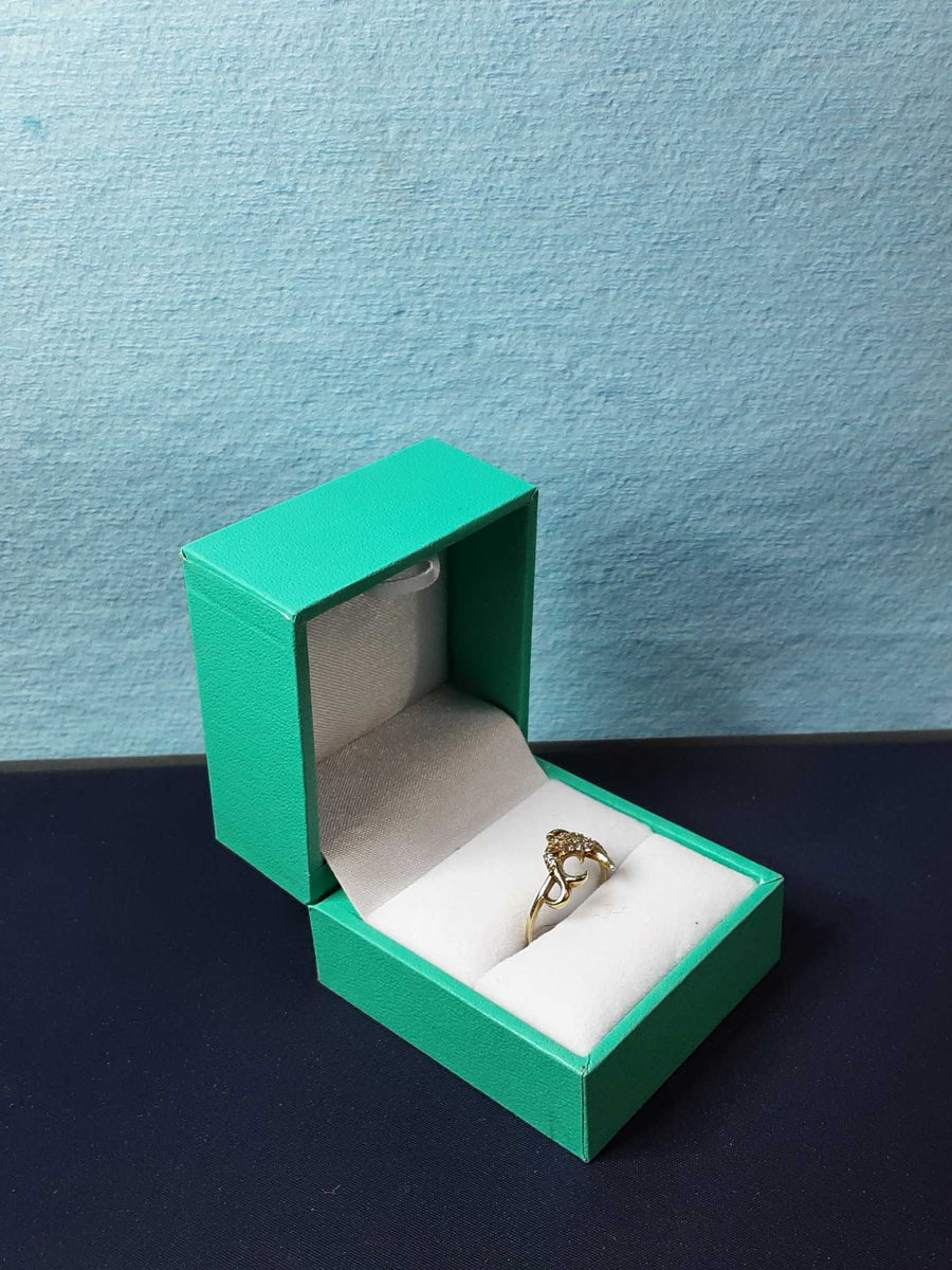 Women's Ring - Yellow Gold 10k (.417) 1.2 grams Size 5