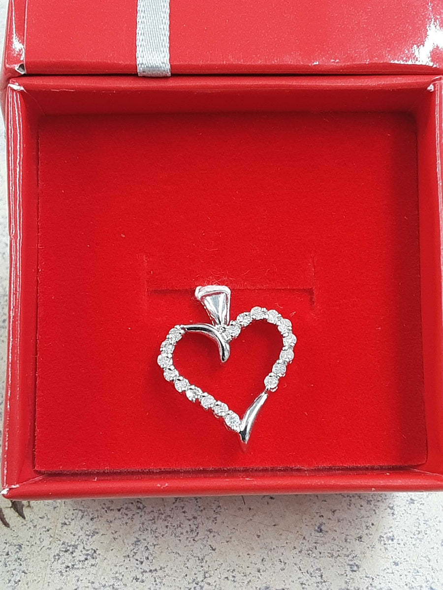 Symbol Pendant - White Gold 10k (.417) 1.3 grams
