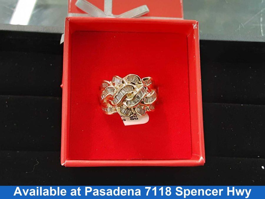 Women's Ring - Yellow Gold 14k (.585) 5.7 grams Size 20