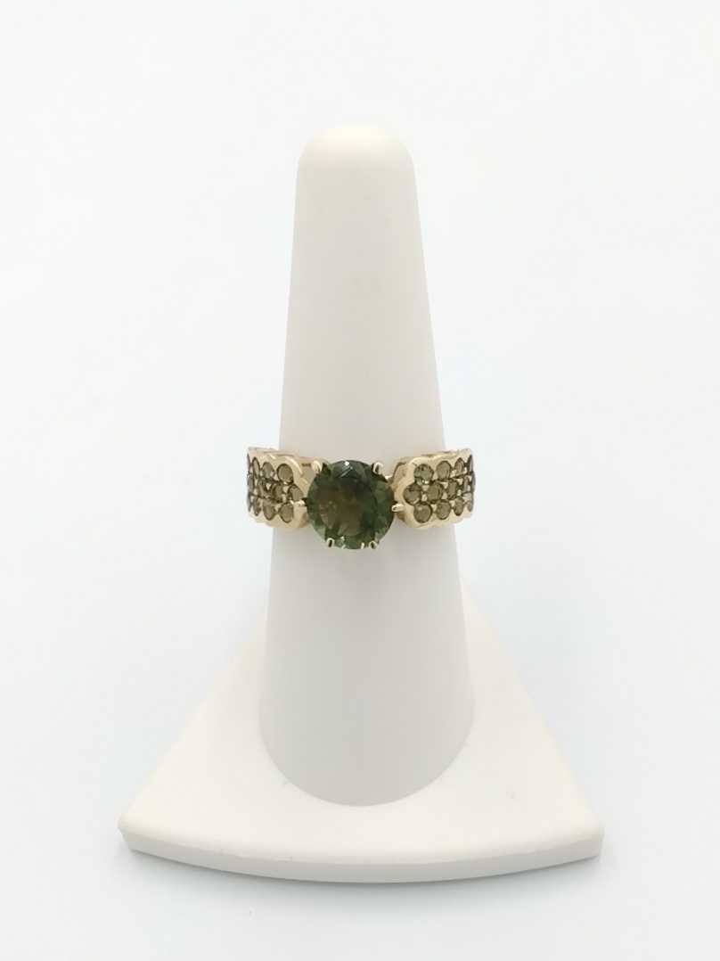 Women's Ring - Yellow Gold 10k (.417) 2.69 grams Size 7.5