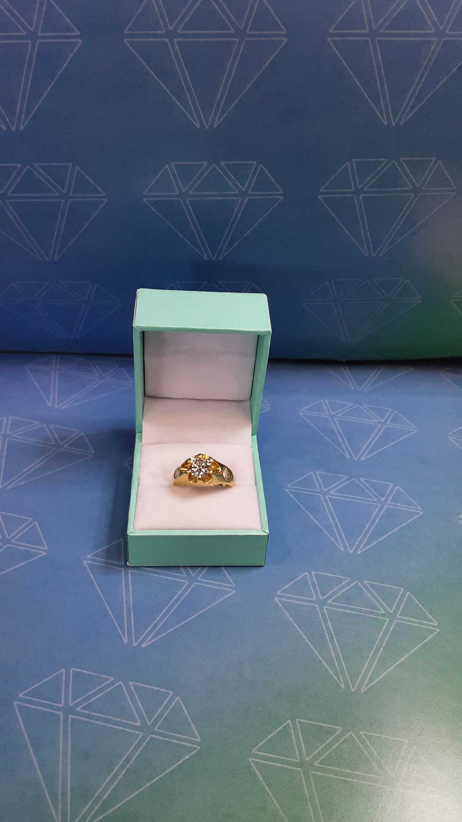 Men's Ring - Yellow Gold 14k (.585) 8.5 grams Size 7