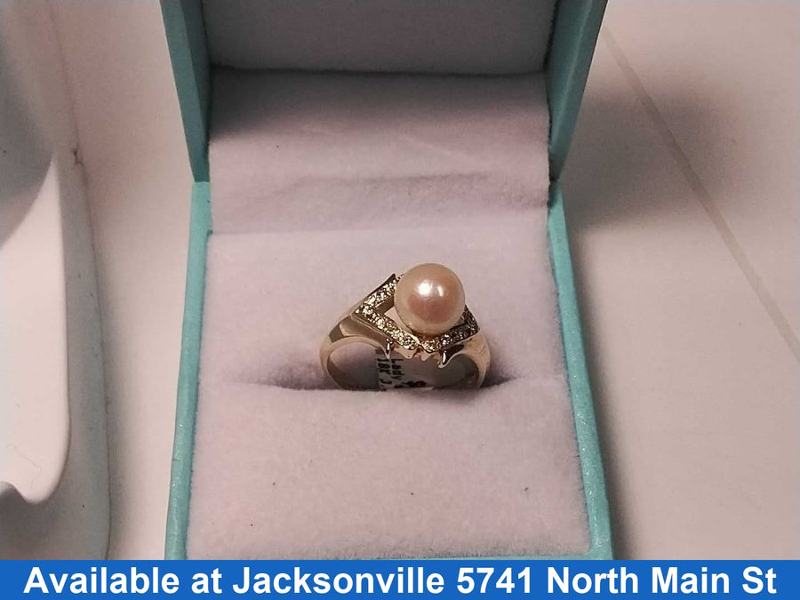 Women's Ring - Yellow Gold 18k (.750) 3.4 grams Size 6