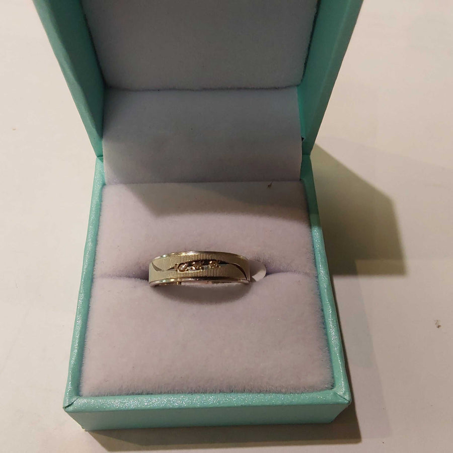 Ring - Wedding Band - White Gold 14k (.585) 3 grams Size 5