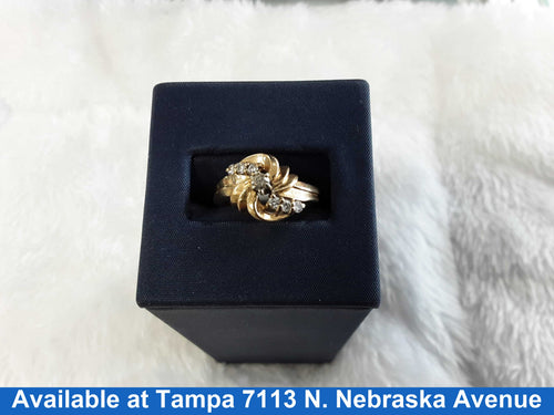 Women's Ring - Yellow Gold 14k (.585) 3.8 grams Size 7.5