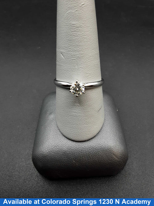 Women's Ring - Solitaire - White Gold 14k (.585) 2.3 grams Size 9