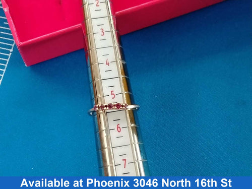 Women's Ring - Yellow Gold 14k (.585) 1.2 grams Size 5