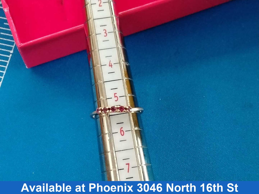 Women's Ring - Yellow Gold 14k (.585) 1.2 grams Size 5