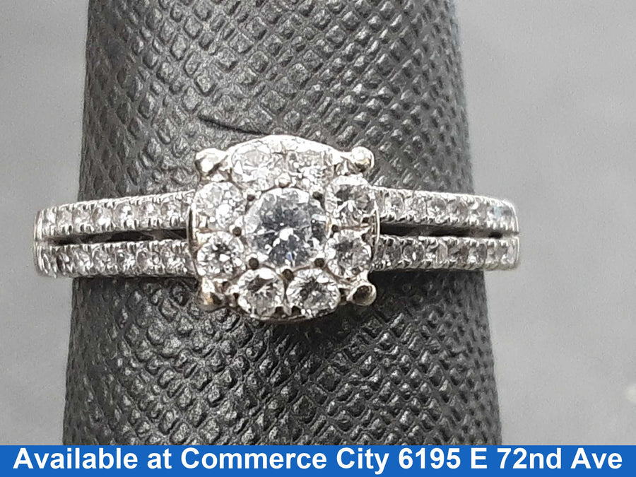 Women's Ring - White Gold 14k (.585) 3 grams Size 7