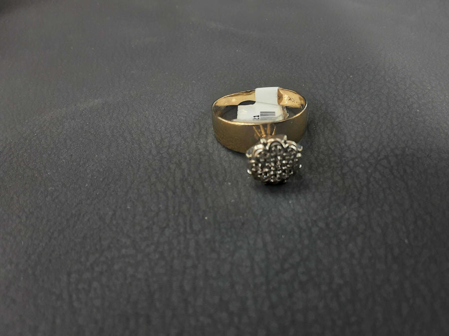 Women's Ring - Yellow Gold 10k (.417) 3.9 grams Size 8