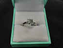 Women's Ring - Solitaire - White Gold 10k (.417) 2.6 grams Size 7