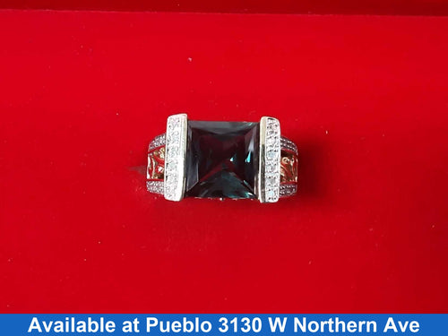 Women's Ring - Yellow Gold 10k (.417) 7.9 grams Size 8