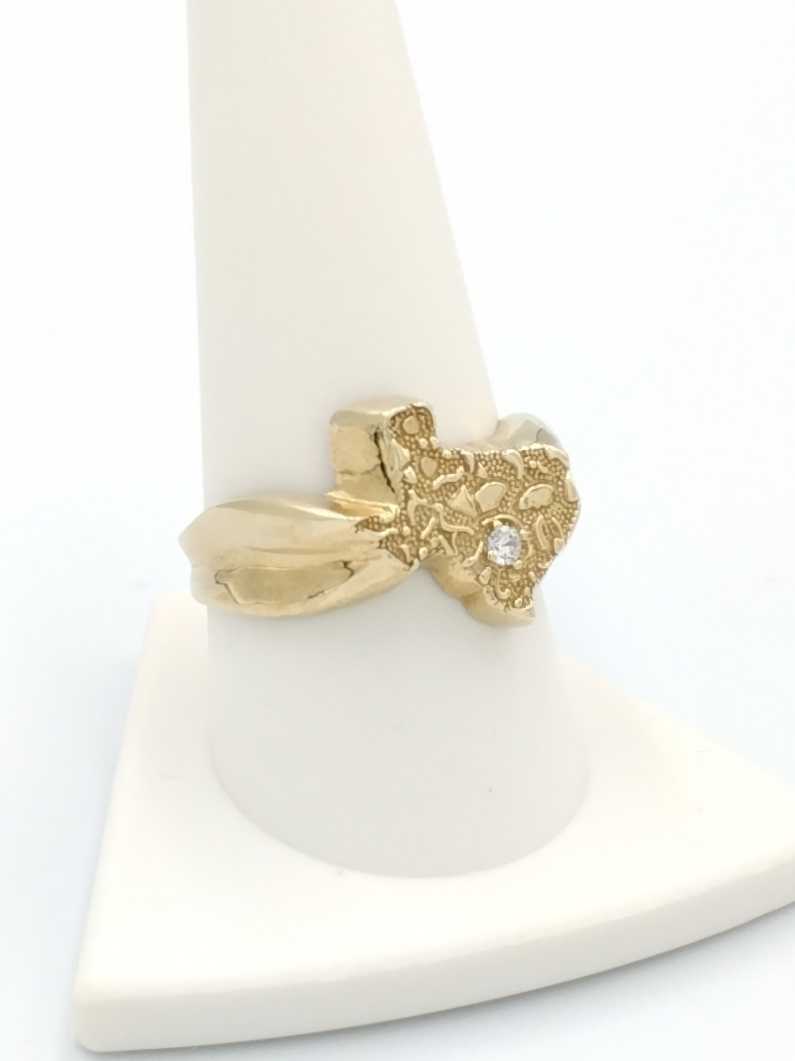 Women's Ring - Yellow Gold 10k (.417) 4.1 grams Size 20