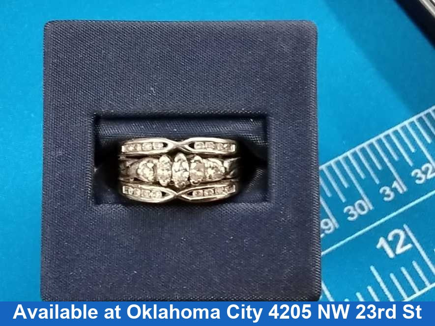 Ring - Wedding Set - White Gold 10k (.417) 5.2 grams Size 20