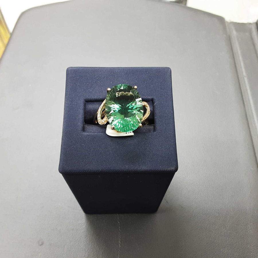 Women's Ring - Yellow Gold 10k (.417) 5.7 grams Size 6.5