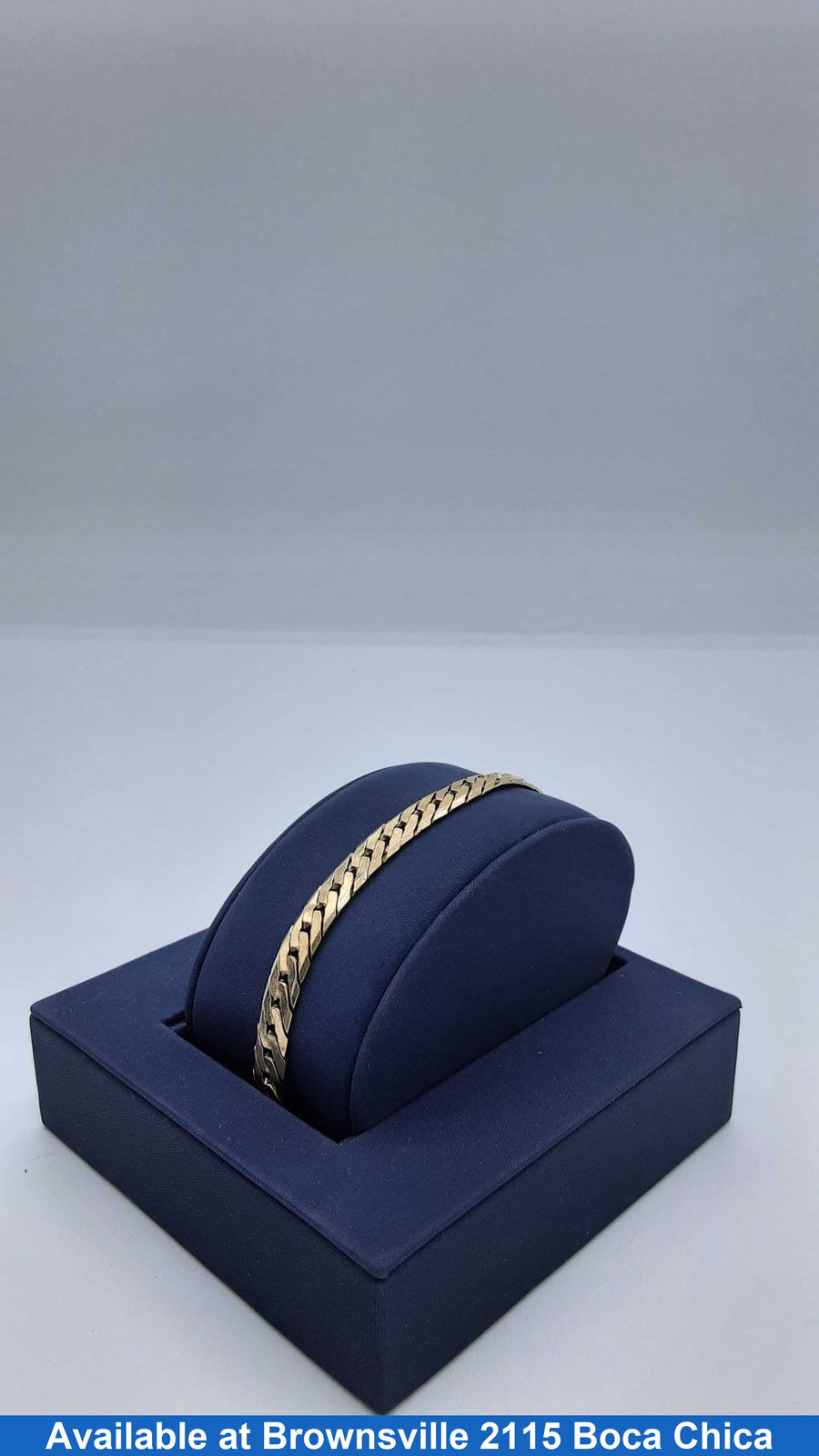 Cuban Link Bracelet - Yellow Gold 10k (.417) 17.6 grams 8 inch