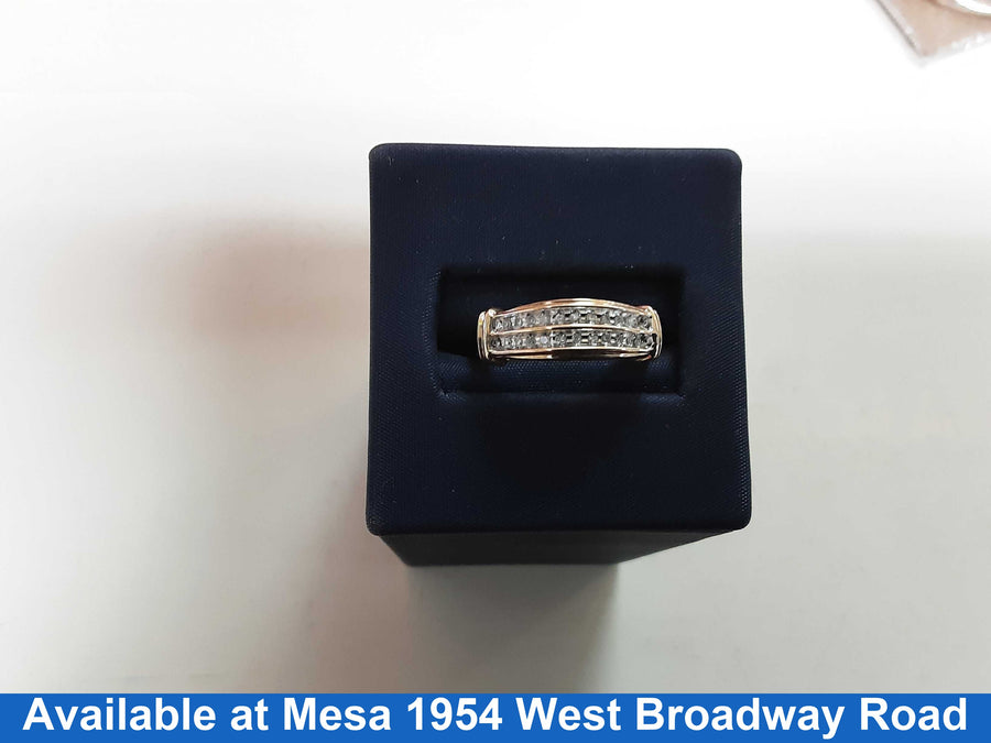Women's Ring - Yellow Gold 10k (.417) 2.7 grams Size 7.5
