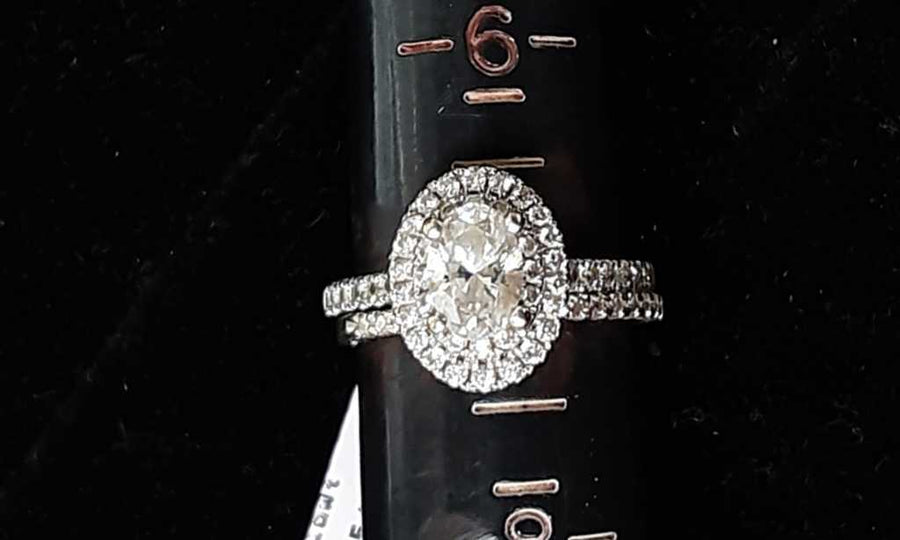 Ring - Engagement Set - White Gold 14k (.585) 6 grams Size 7