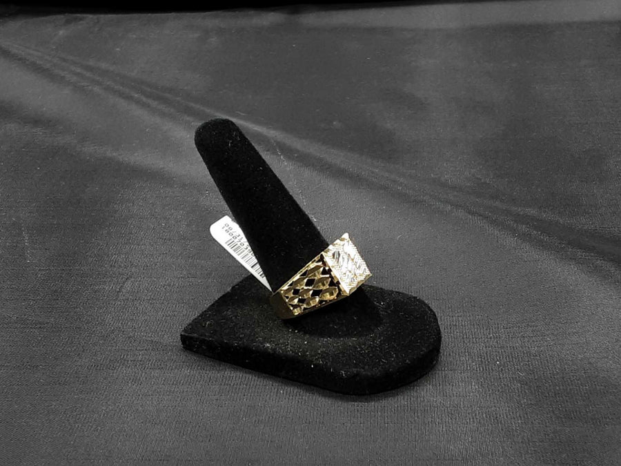 Men's Ring - Yellow Gold 14k (.585) 5.1 grams Size 9