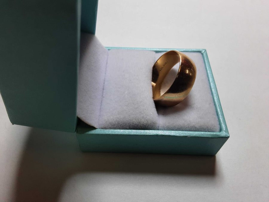Ring - Wedding Band - Yellow Gold 14k (.585) 5.6 grams Size 10