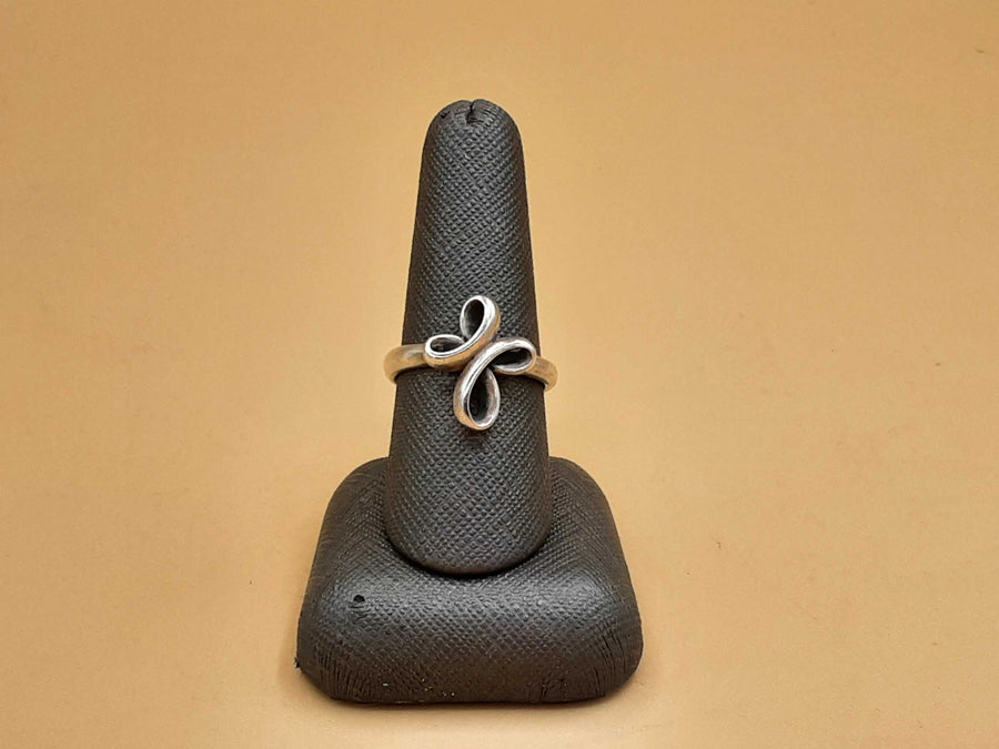 James Avery