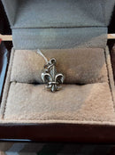 Symbol Pendant - Silver 1.3 grams